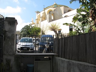 Trilocale in Vendita a Ischia, zona S.Pietro, 350'000€, 78 m², arredato