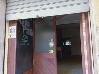 Attività commerciale in Affitto a Sassari, zona Luna e Sole, 1'600€, 178 m²