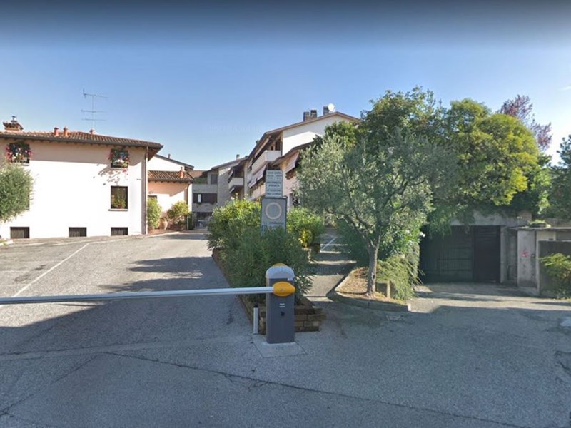 Negozio in Vendita a Padenghe sul Garda, 89'226€