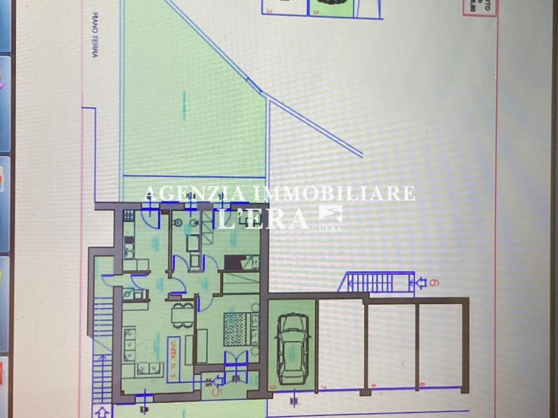 Quadrilocale in Vendita a Pontedera, 235'000€, 8 m², con Box
