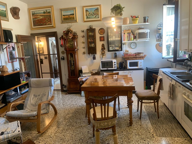 Bilocale in Vendita a Rimini, zona dario campana, 165€, 60 m², arredato