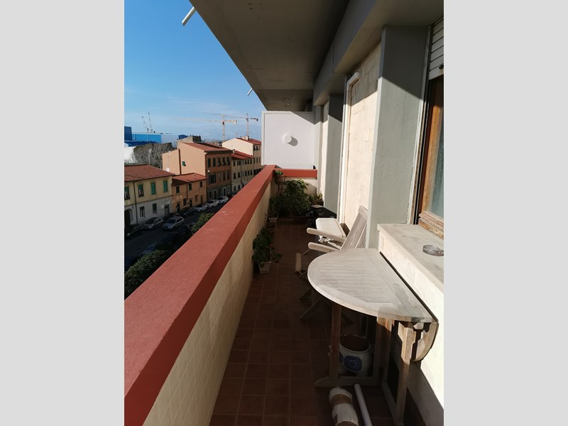 Appartamento in Vendita a Livorno, zona Porta a Mare, 258'000€, 160 m²