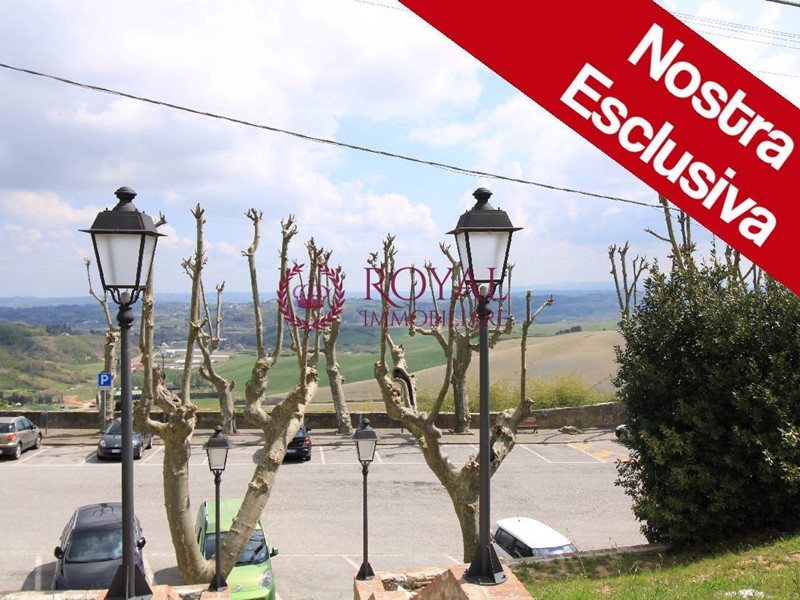Appartamento in Vendita a Casciana Terme Lari, 70'000€, 390 m²