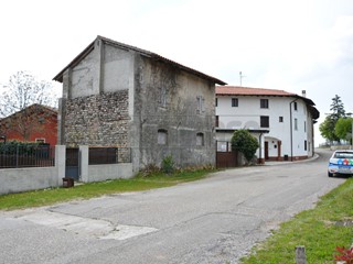 Casa Indipendente in Vendita a Premariacco, 52'000€, 162 m²