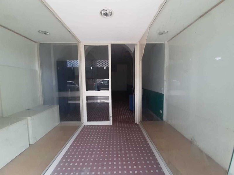 Immobile commerciale in Affitto a Carrara, zona marina di carrara, 800€, 70 m²