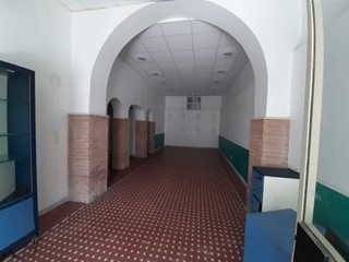 Immobile commerciale in Affitto a Carrara, zona marina di carrara, 800€, 70 m²