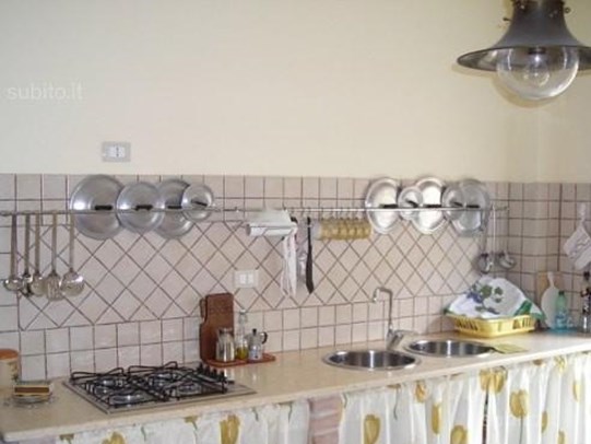 Appartamento in Vendita a Nizza di Sicilia, 148'000€, 125 m²