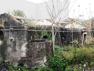 Rustico in Vendita a Catania, zona San Giovanni Di Galermo, 75'000€, 200 m²