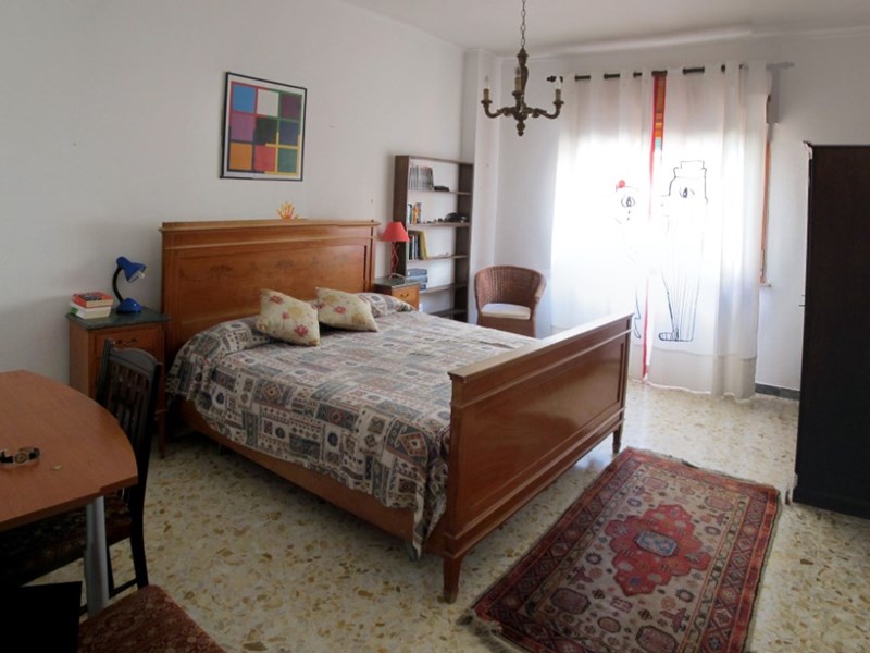 Stanza in Affitto a Napoli, zona rione alto, 300€, 25 m², arredato