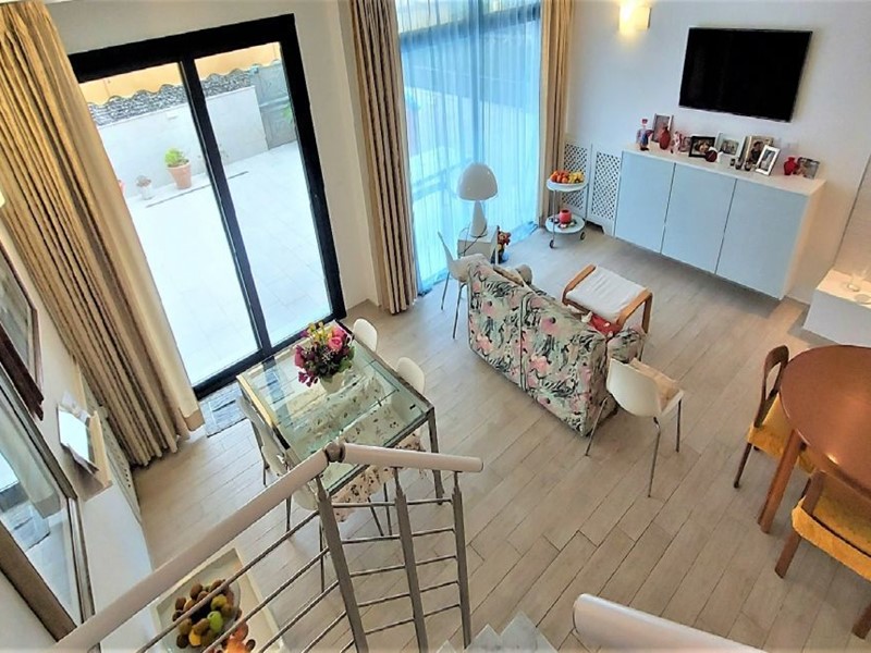 Appartamento in Vendita a Ameglia, zona Bocca Di Magra, 398'000&euro;, 200 m²