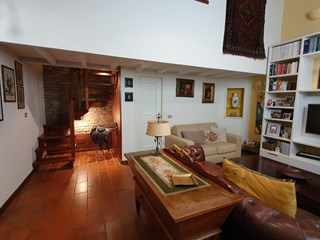 Loft in Vendita a Ferrara, zona Centro Storico, 198'000€, 123 m², arredato