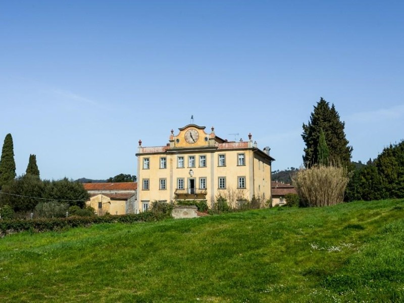 Casale in Vendita a Pisa, 3'100'000€, 1515 m²