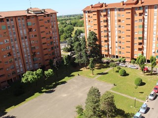 Appartamento in Vendita a Milano, zona VIA BALSAMO CRIVELLI, 260'000€, 125 m², con Box