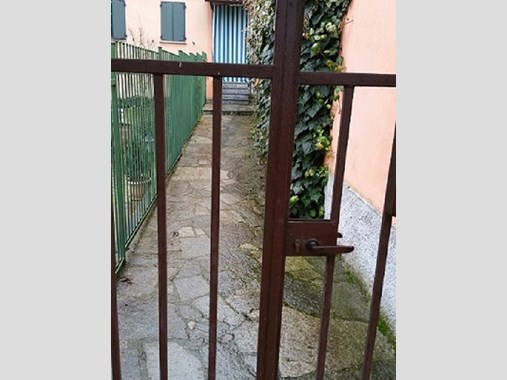 Casa Indipendente in Vendita a Montebello della Battaglia, zona vicino al salone , 35'000€, 90 m²