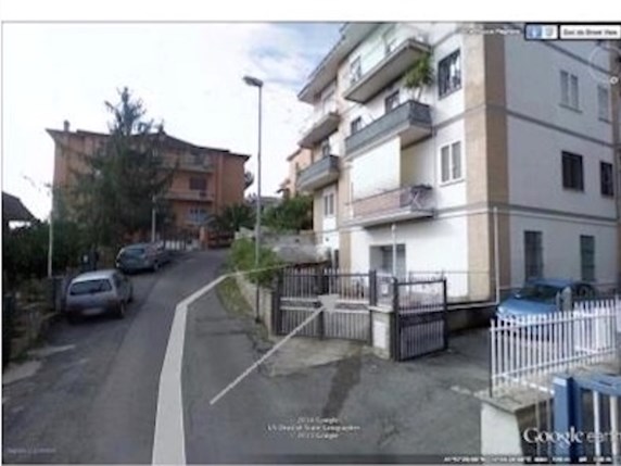 Magazzino in Vendita a Roma, zona Ottavia, 60'000€, 100 m²
