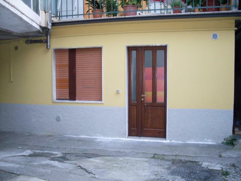 Monolocale in Vendita a Treviolo, zona in centro del paese , 40'000€, 35 m²