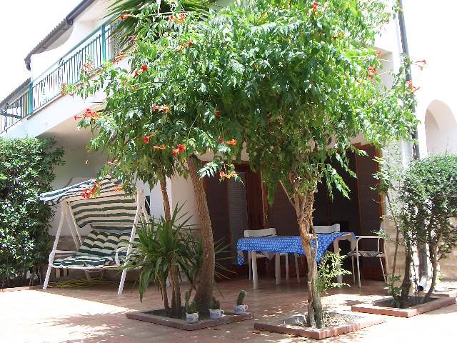 Villetta a schiera in Affitto a Cassano all'Ionio, zona Sibari Marina, arredato