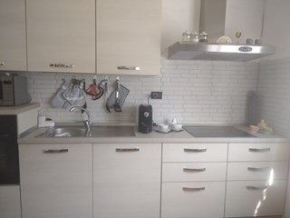 Bilocale in Affitto a Follo, zona Pian Di Follo, 50 m², arredato