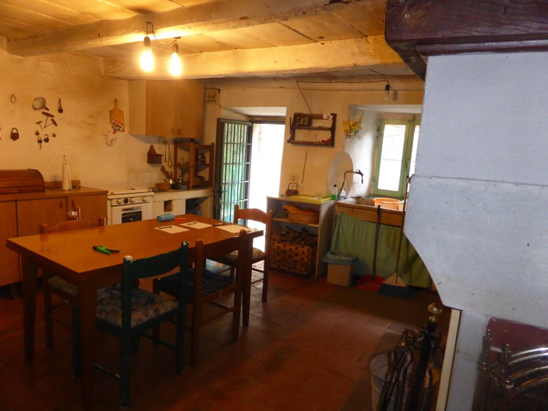 Rustico in Vendita a San Godenzo, 85'000€, 115 m²