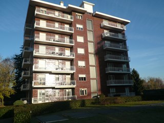 Bilocale in Vendita a Garbagnate Milanese, 135'000€, 75 m²