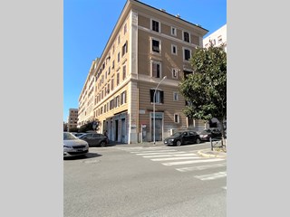 Immobile commerciale in Affitto a Roma, zona Via Voghera, 1'100€, 45 m²