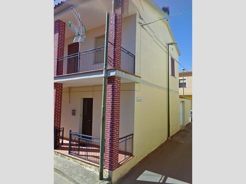 Casa Indipendente in Vendita a Torpè, 170'000€, 170 m²