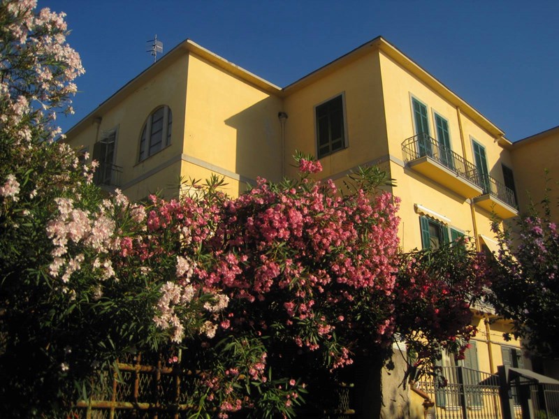 Trilocale in Vendita a Portici, zona Via Paladino, 300'000€, 135 m², arredato