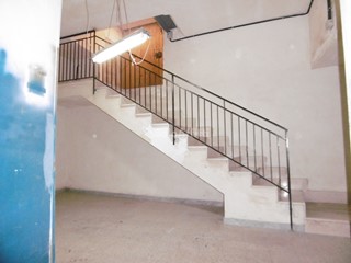 Magazzino in Affitto a Barletta, zona Centro, 190€, 46 m²