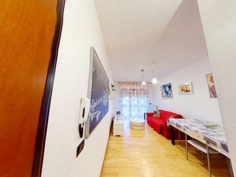 Trilocale in Vendita a Santo Stefano di Magra, 125'000€, 60 m², arredato, con Box