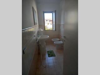Villetta a schiera in Affitto a Pizzo, zona Marinella, 1'200&euro;, 170 m², arredato