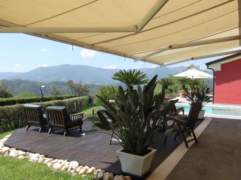 Villa in Vendita a La Spezia, zona Via Montalbano 156A, 2'400'000€, 600 m²