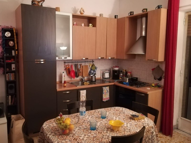 Trilocale in Vendita a Roma, zona villa spada, 130'000€, 60 m²