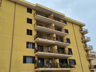 Appartamento in Vendita a Floridia, 225'000€, 220 m²