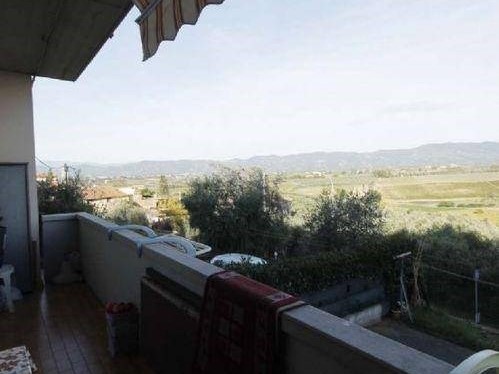 Quadrilocale in Vendita a Cerreto Guidi, 170'000€, 75 m², con Box