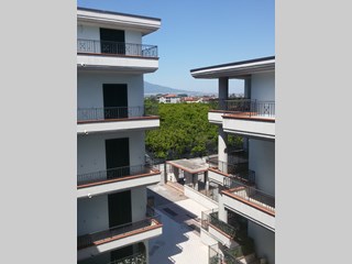 Quadrilocale in Vendita a Pagani, zona Via taurano , 260&euro;, 139 m², con Box