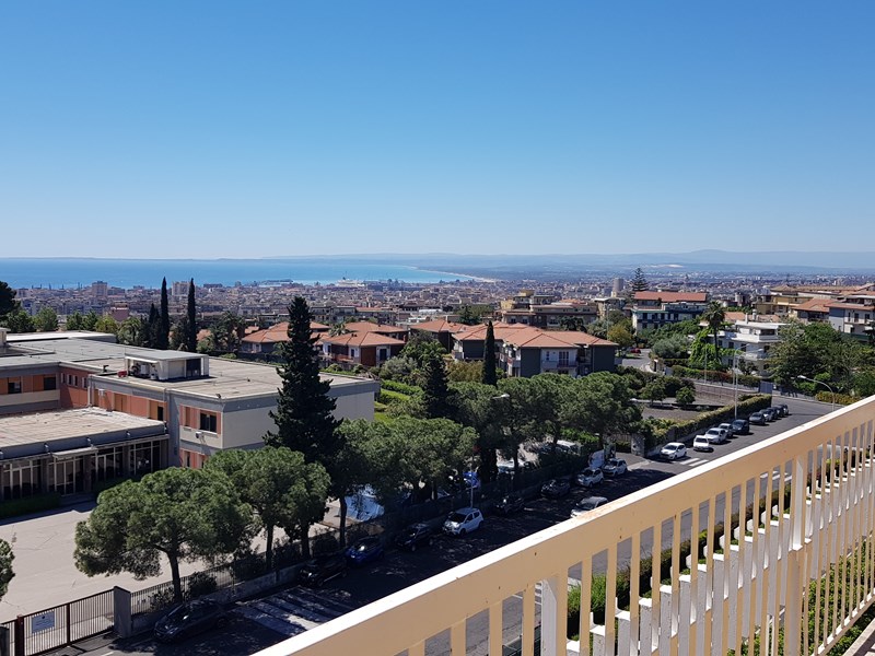 Appartamento in Vendita a Catania, zona Canalicchio , 530'000&euro;, 167 m²