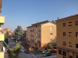 Quadrilocale in Vendita a Bologna, zona Borgo Panigale, 180'000€, 90 m²