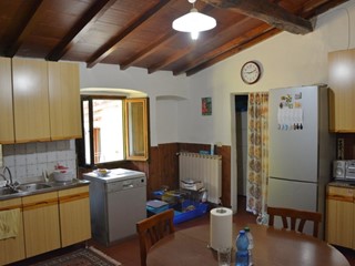 Quadrilocale in Vendita a Dicomano, zona Dicomano, 75'000€, 90 m²