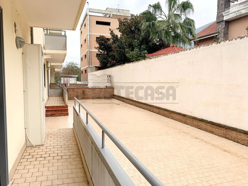Ufficio in Vendita a Roccapiemonte, 128'000€, 100 m²