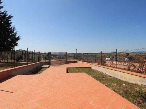 Casa di corte in Vendita a Vinci, zona Sovigliana, 210'000€, 100 m²