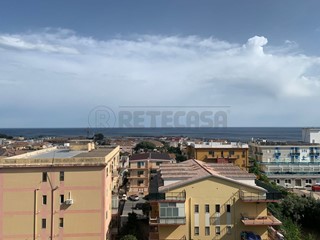 Appartamento in Vendita a Catanzaro, 150'000&euro;, 145 m²