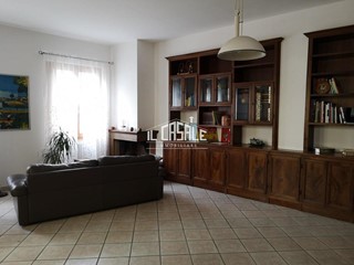 Ufficio in Vendita a Dicomano, 80'000€, 100 m²