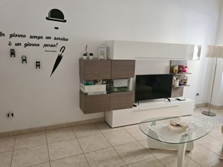 Bilocale in Vendita a Taranto, zona via oberdan, 52'000€, 60 m²