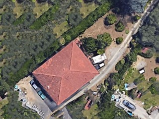 Casa Indipendente in Vendita a Castelnuovo Magra, 320'000€, 370 m²