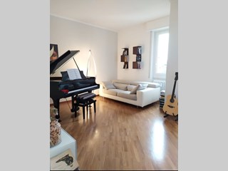 Appartamento in Vendita a Genova, zona sturla, 250'000€, 75 m², arredato