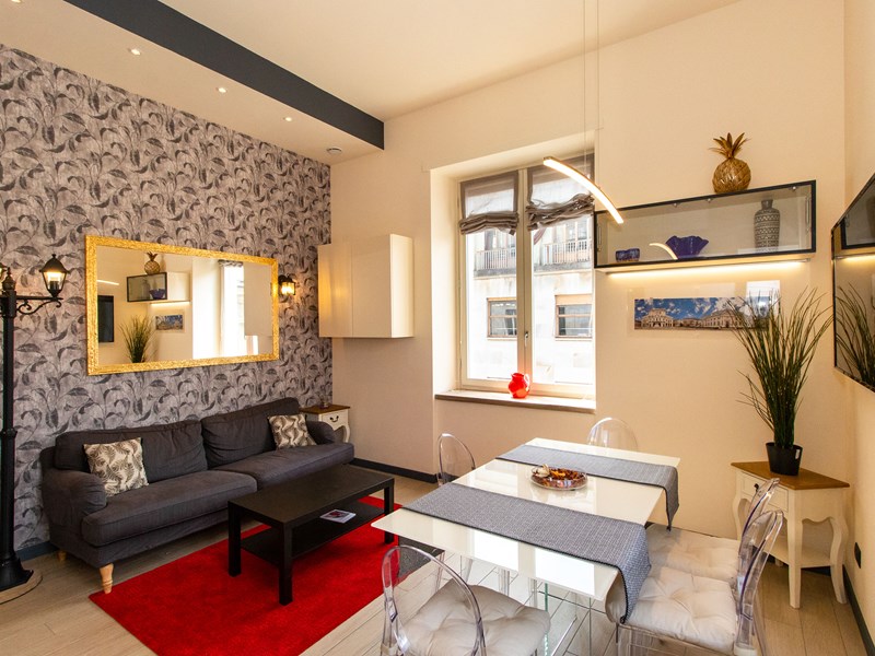 Trilocale in Affitto a Torino, zona centro, 1'400€, 85 m², arredato