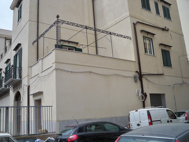 Negozio in Affitto a Palermo, zona Dante, 700€, 80 m²