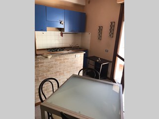 Trilocale in Affitto a Pieve a Nievole, zona Via Mezzo Miglio, 500€, 50 m², arredato