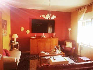 Quadrilocale in Vendita a Montesarchio, zona MONTESARCHIO, 130'000€, 140 m², con Box