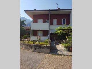 Appartamento in Vendita a Riva del Garda, zona centrale, 410'000€, 200 m²